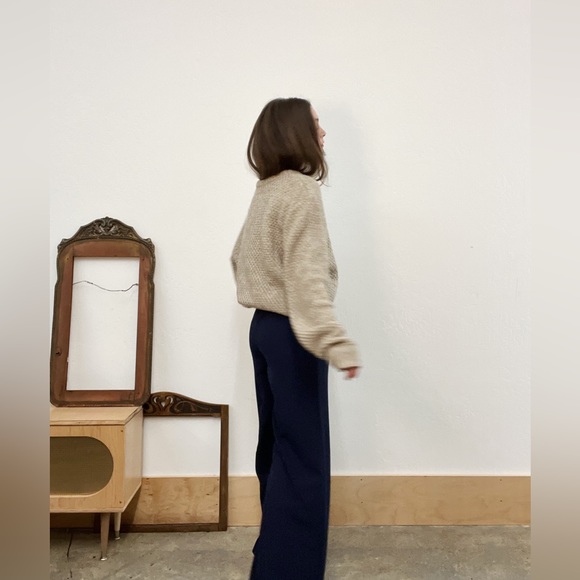 Purnell Oversized Slouchy Chunky Knit Oatmeal Sweater, Pre-loved in EC - Picture 3 of 16